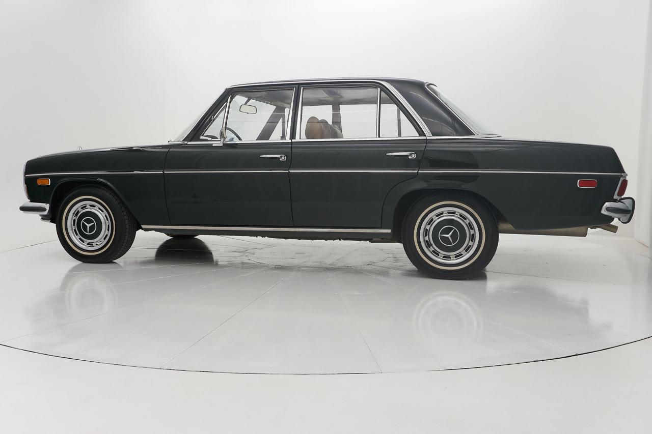 1970 Mercedes - Benz 230