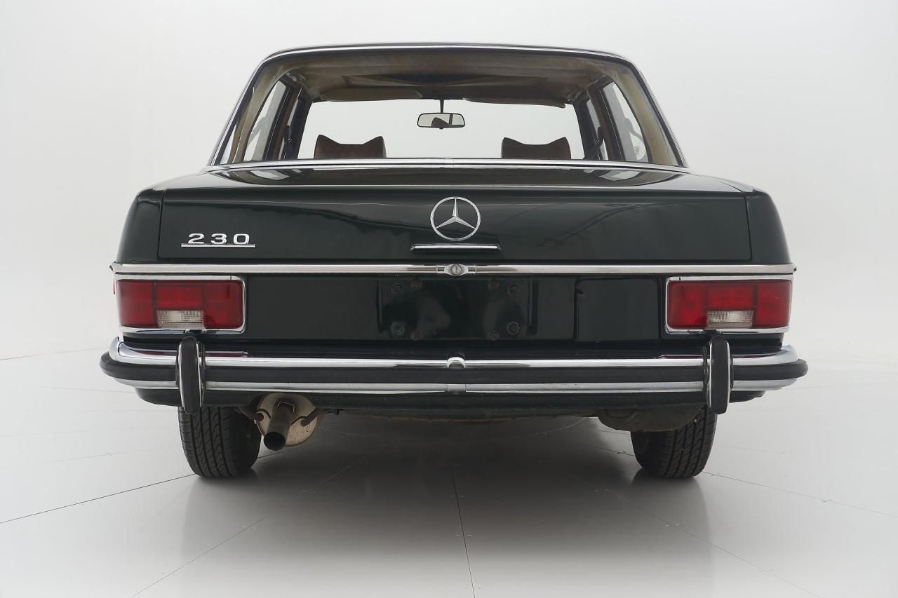 1970 Mercedes - Benz 230