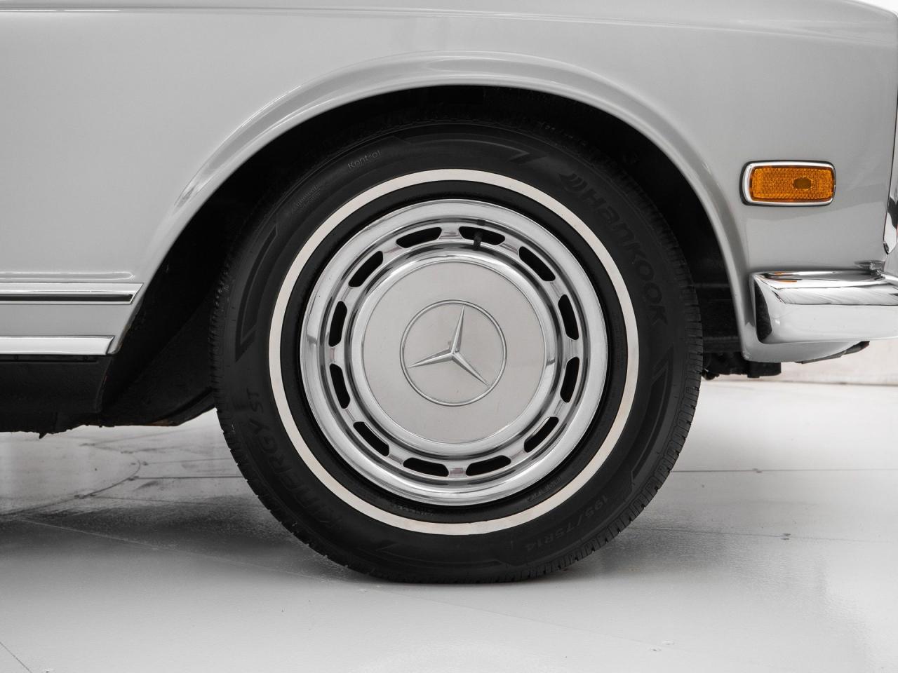 1970 Mercedes - Benz 280SL