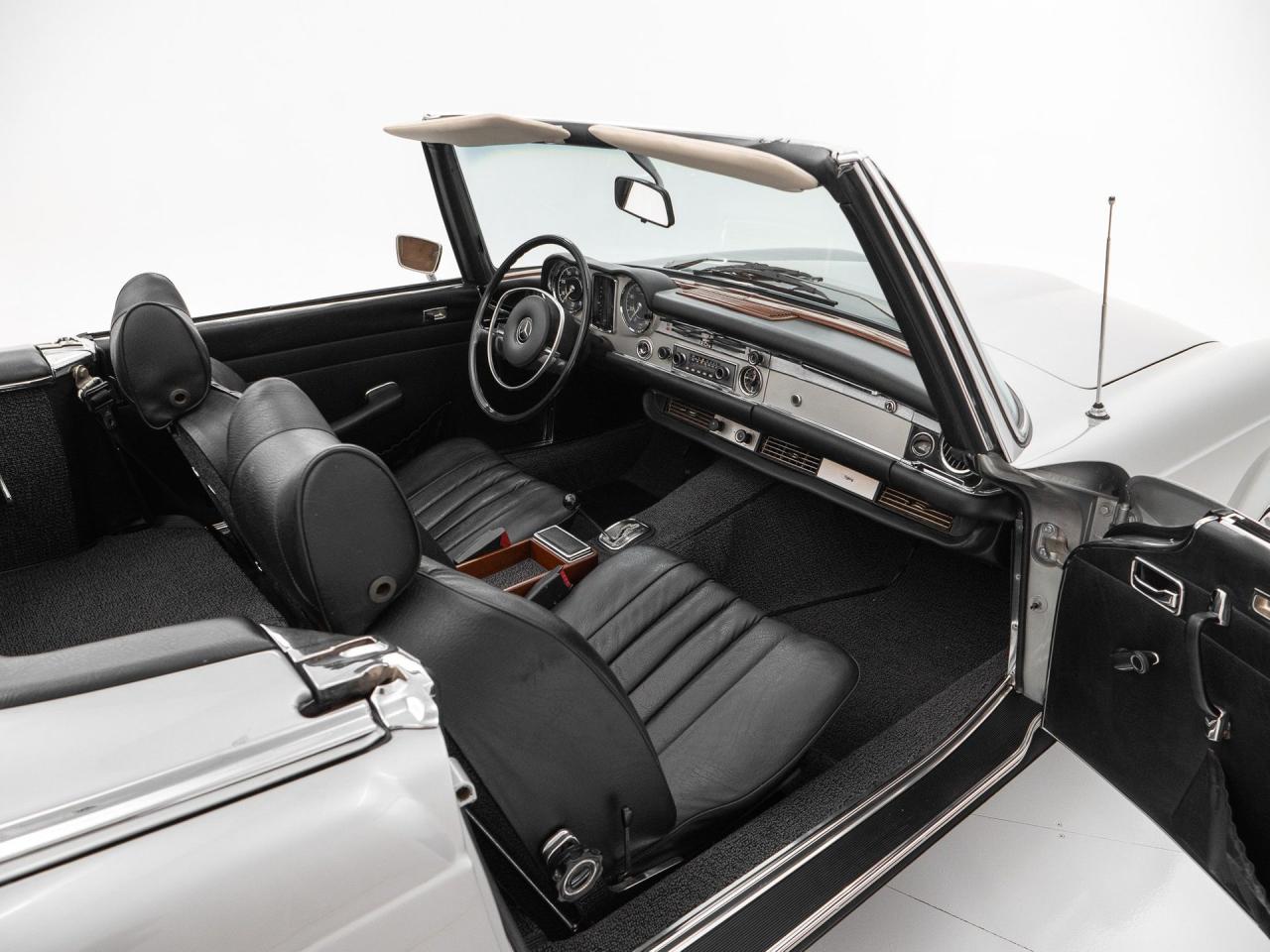 1970 Mercedes - Benz 280SL