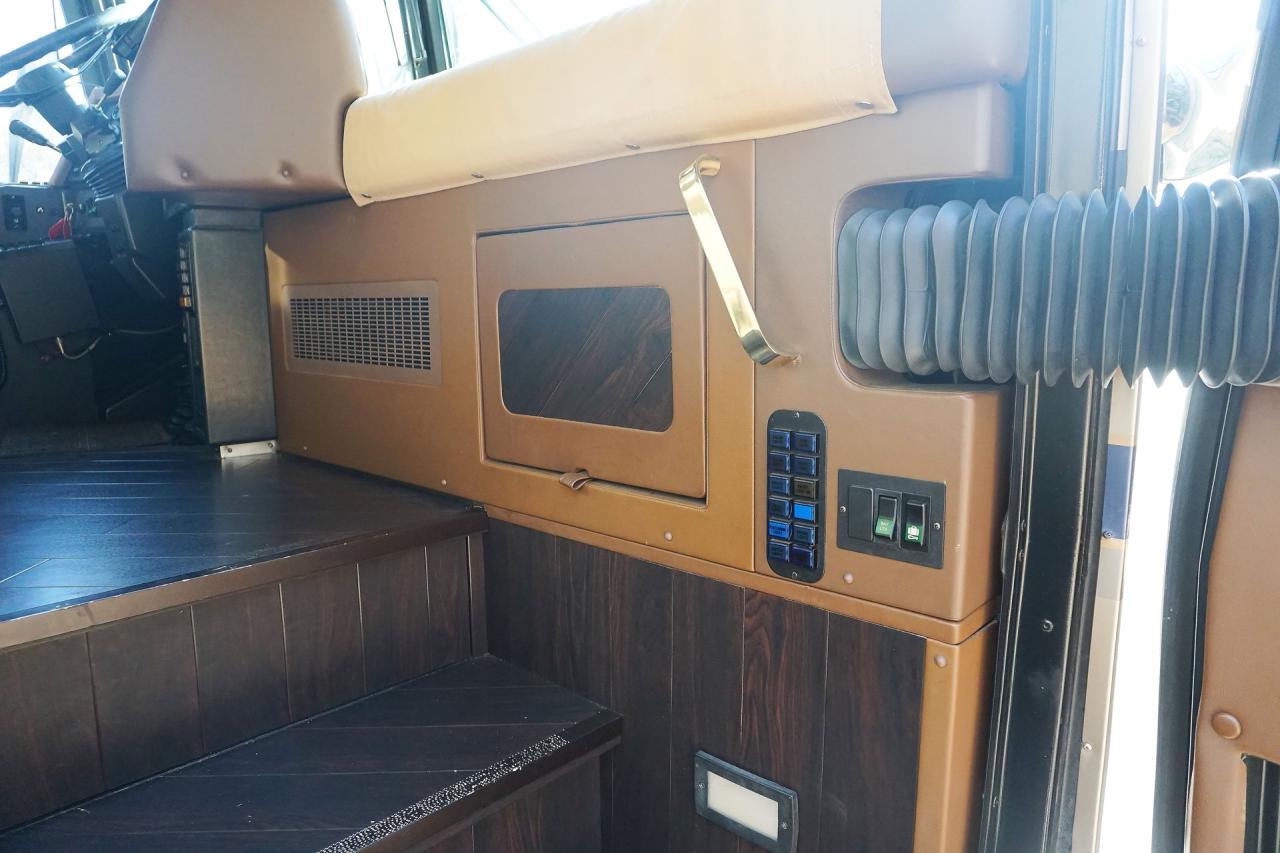 1995 Prevost H3-45 VIP