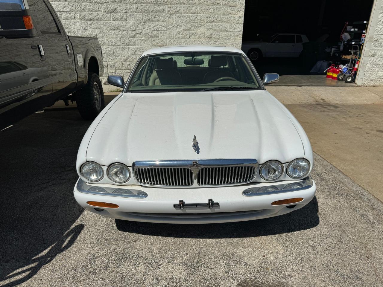 2001 Jaguar XK8 &amp; 1998 Jaguar XJ8 Projects