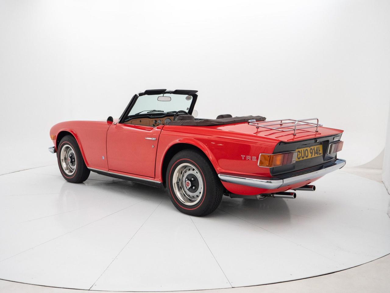 1973 Triumph TR6 Petrol Injection RHD w/ OD