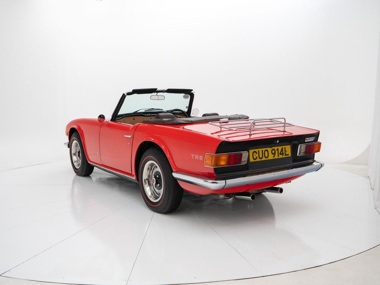 1973 Triumph TR6 Petrol Injection RHD w/ OD