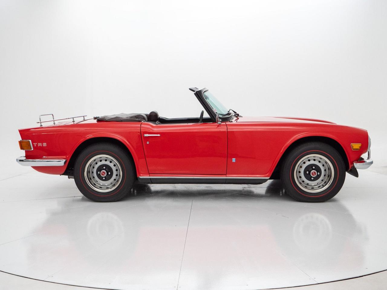 1973 Triumph TR6 Petrol Injection RHD w/ OD