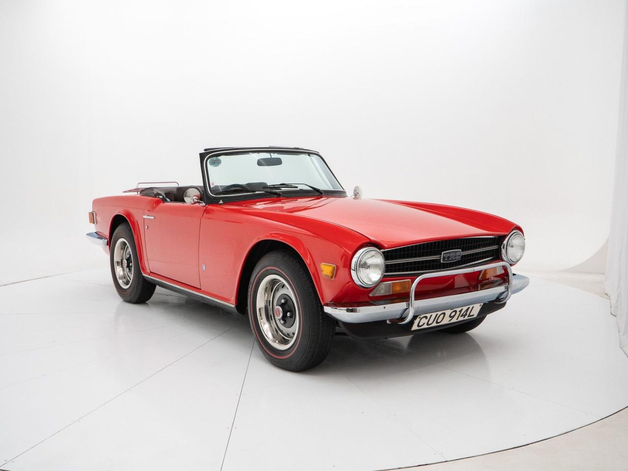 1973 Triumph TR6 Petrol Injection RHD w/ OD