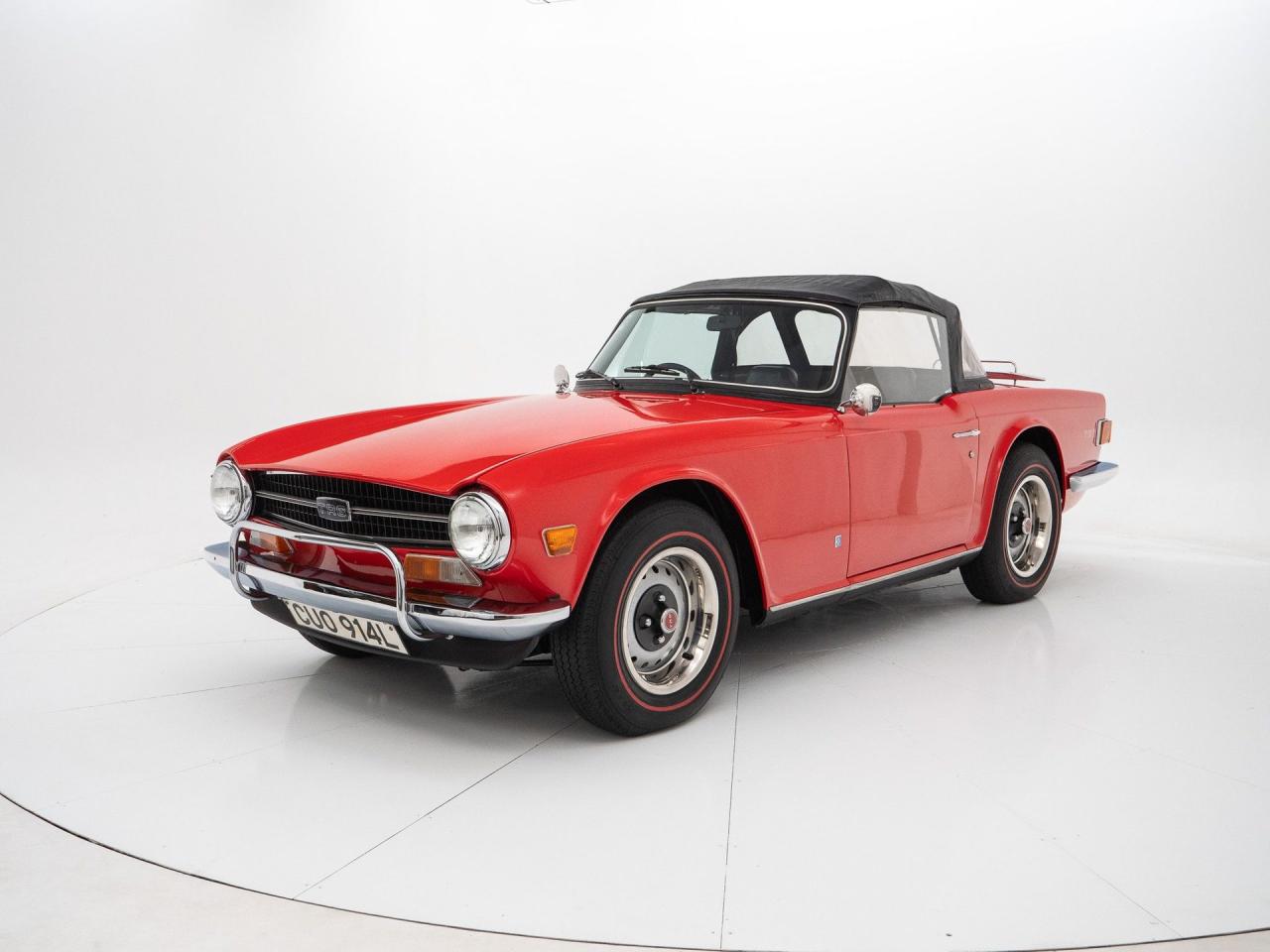 1973 Triumph TR6 Petrol Injection RHD w/ OD