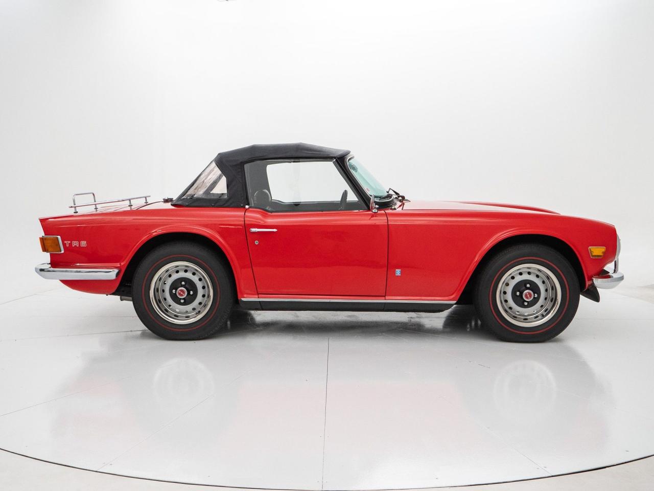 1973 Triumph TR6 Petrol Injection RHD w/ OD