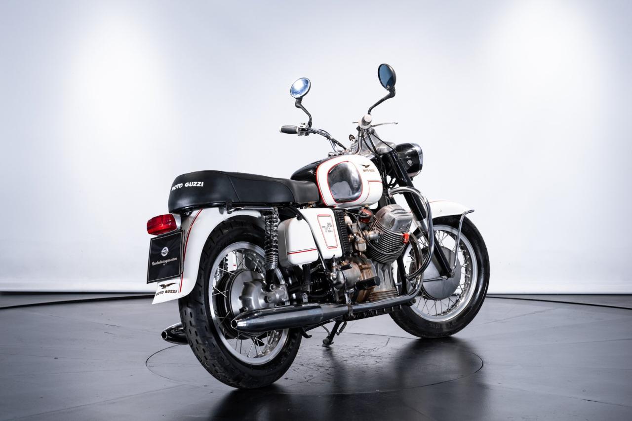 1967 Moto Guzzi MOTO GUZZI V7 700