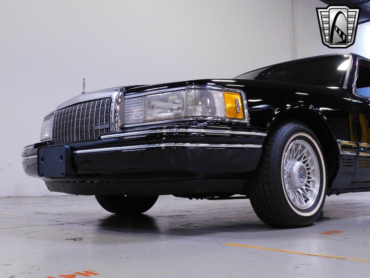 1993 Lincoln Town Car