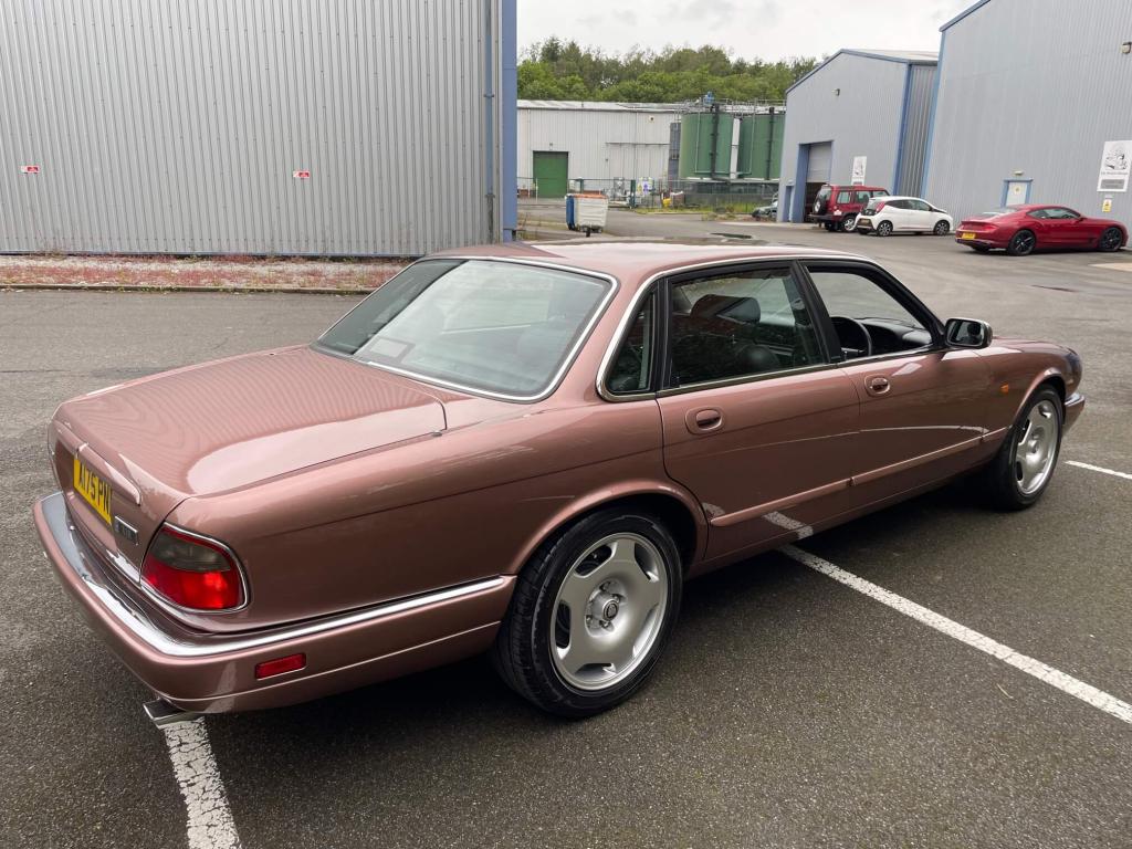 1995 Jaguar XJ Series