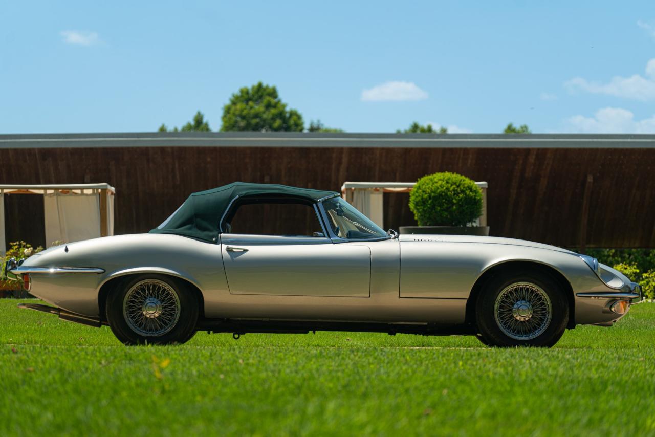 1974 Jaguar E TYPE V12 SPIDER