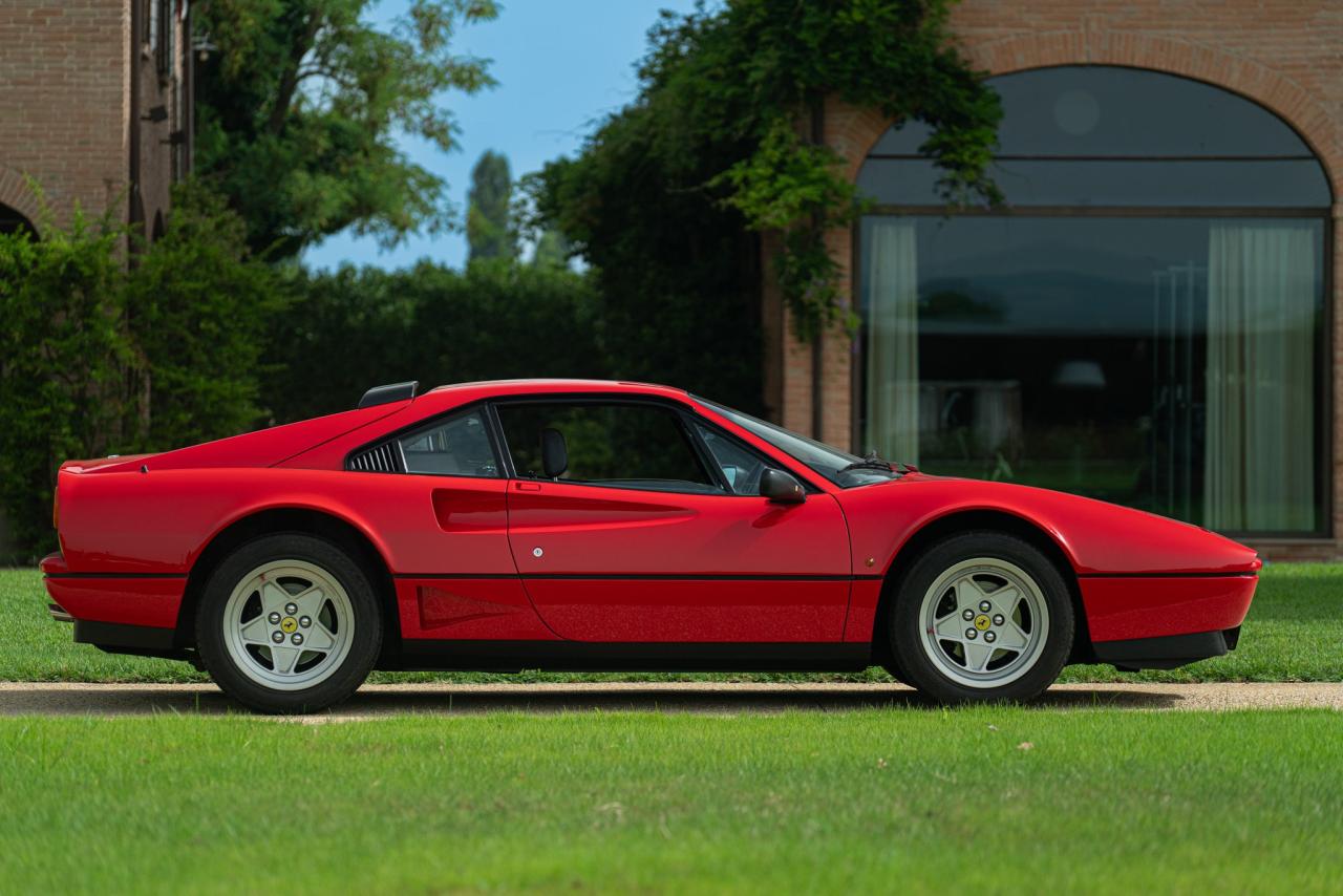 1987 Ferrari 208 GTB TURBO