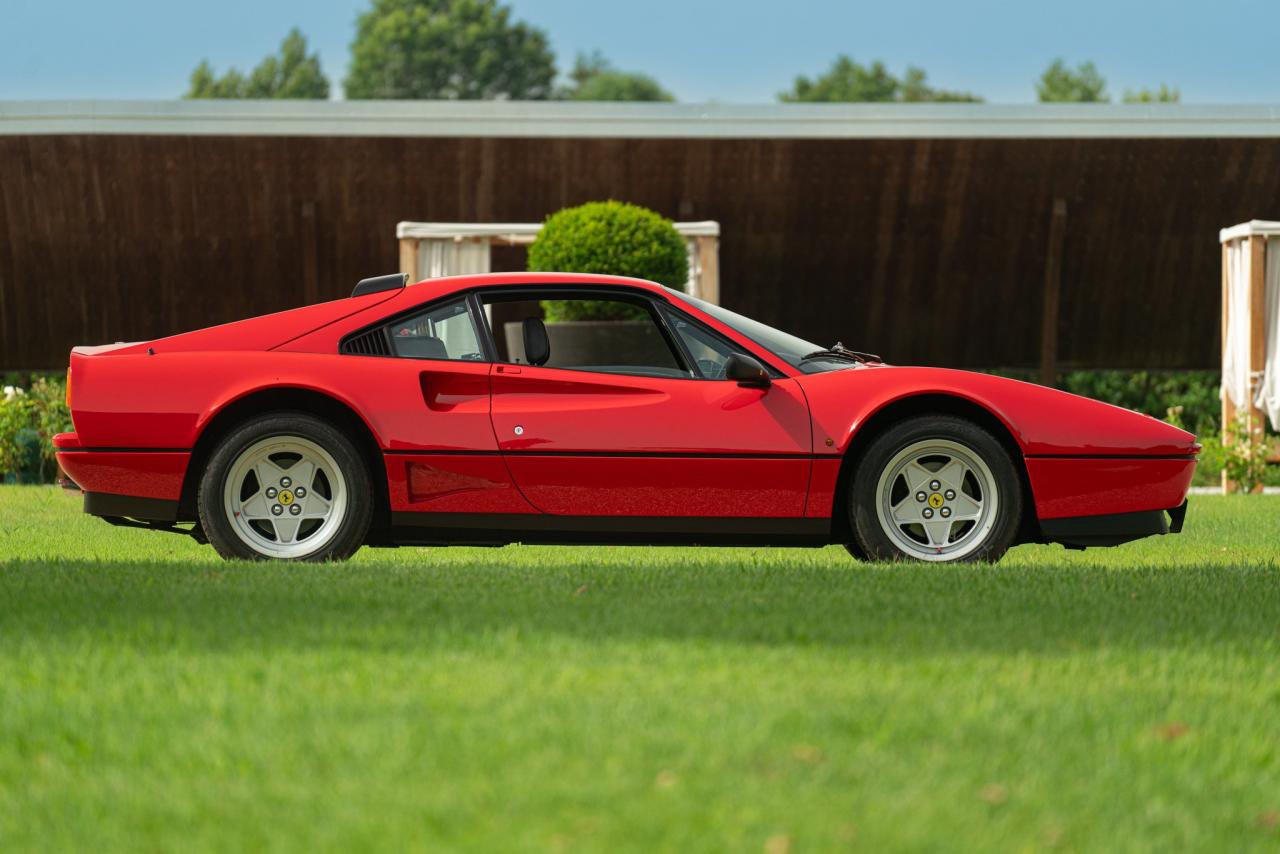 1987 Ferrari 208 GTB TURBO