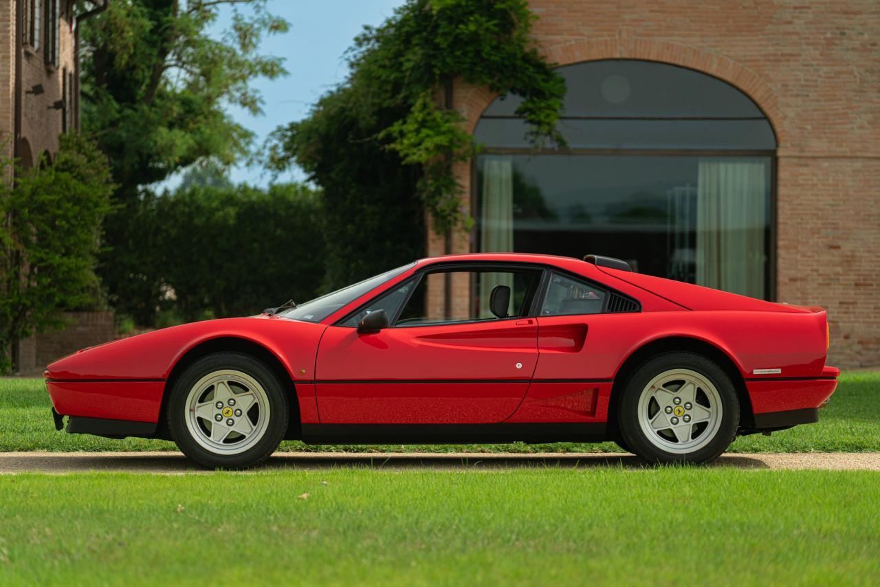 1987 Ferrari 208 GTB TURBO