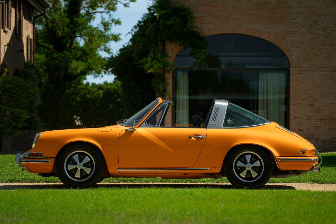 1971 Porsche 911 T 2.2 TARGA