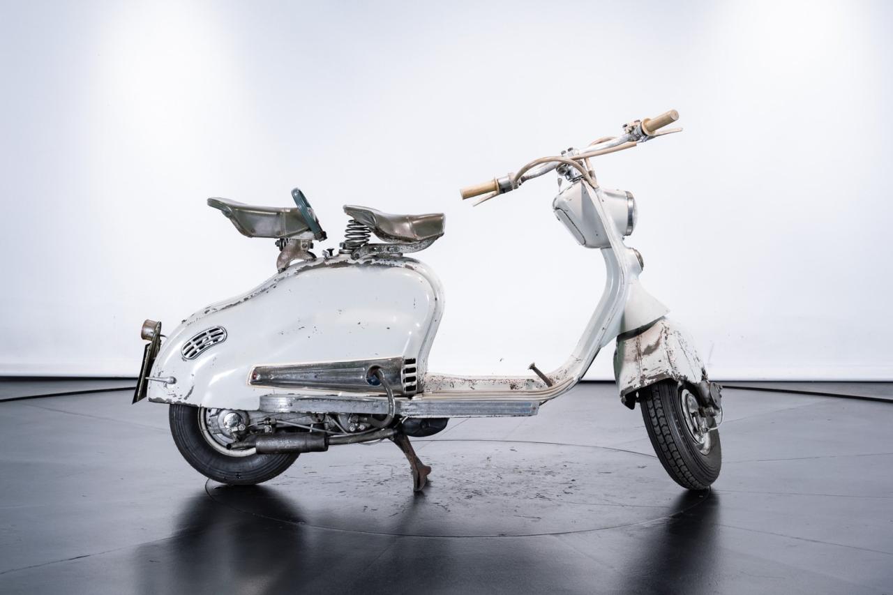 1956 Innocenti LAMBRETTA 150 D