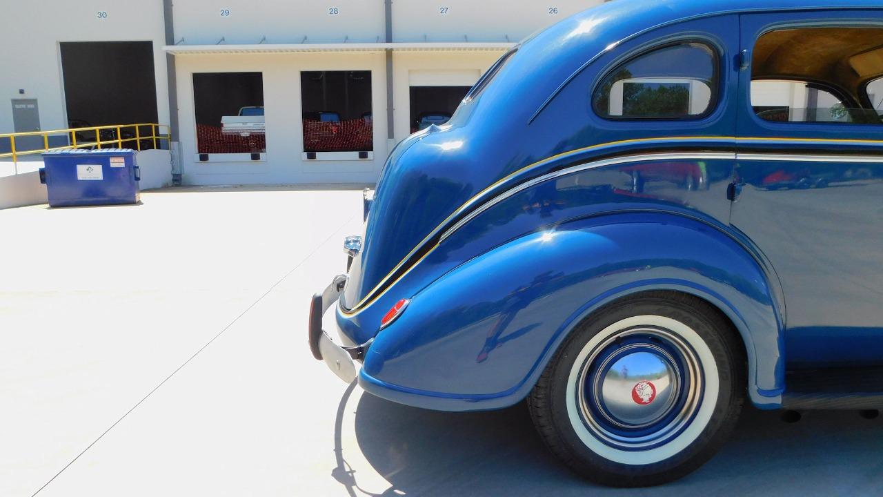 1939 Plymouth Sedan