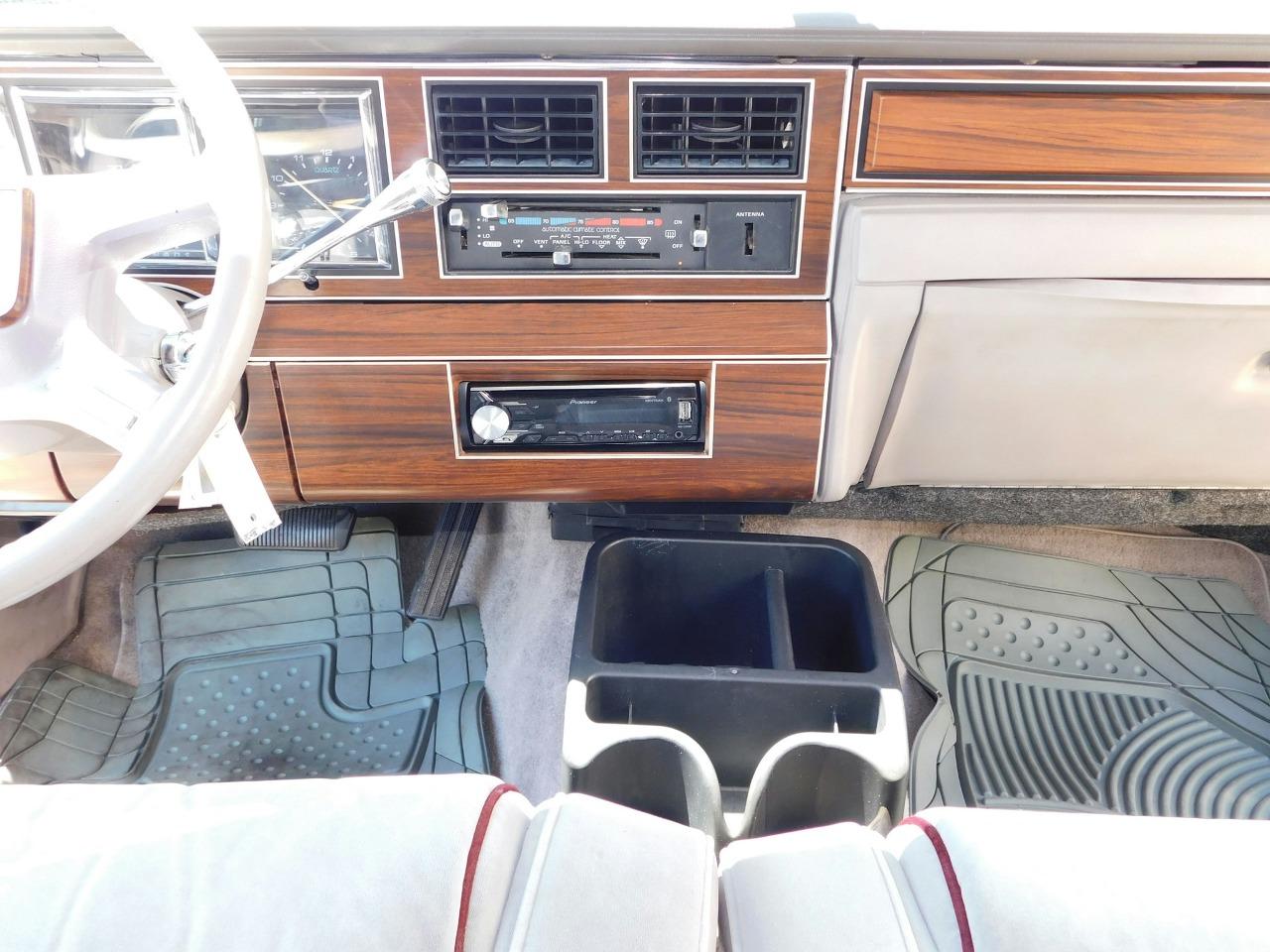 1988 Lincoln Town Car