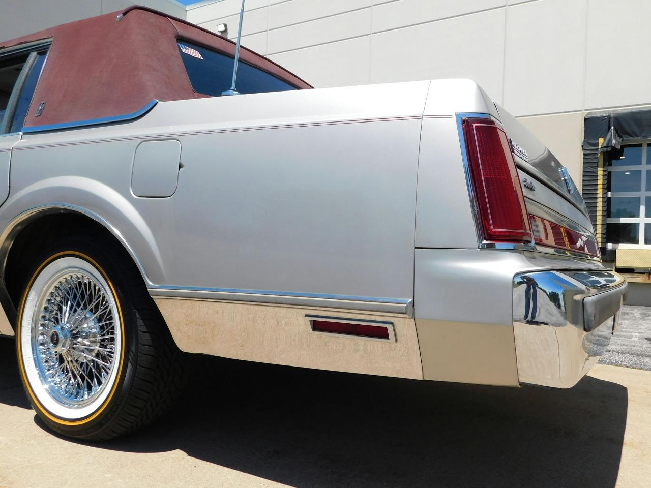 1988 Lincoln Town Car