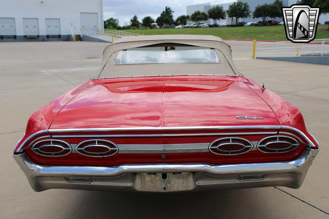 1962 Oldsmobile Starfire