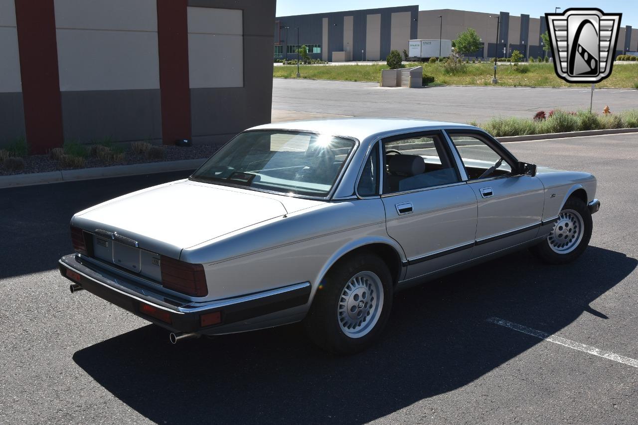 1991 Jaguar XJ6