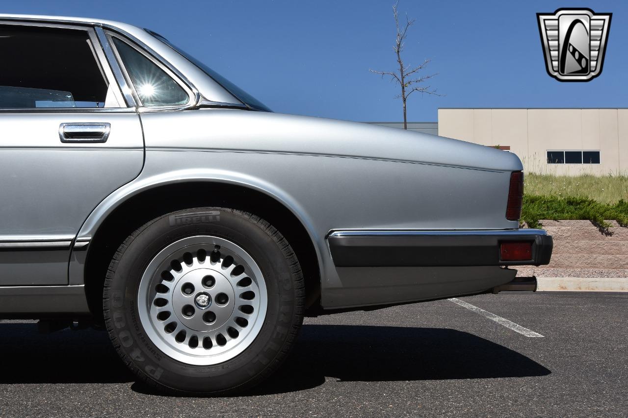 1991 Jaguar XJ6