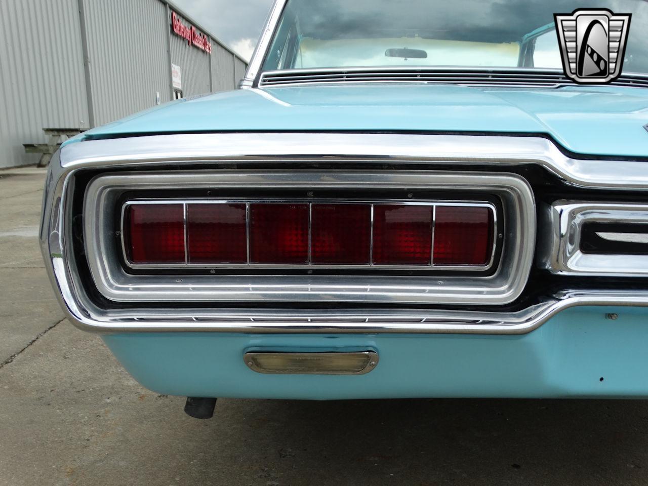 1965 Ford Thunderbird