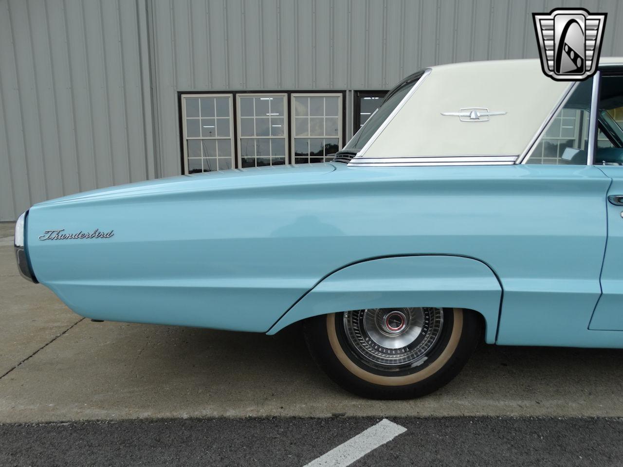 1965 Ford Thunderbird