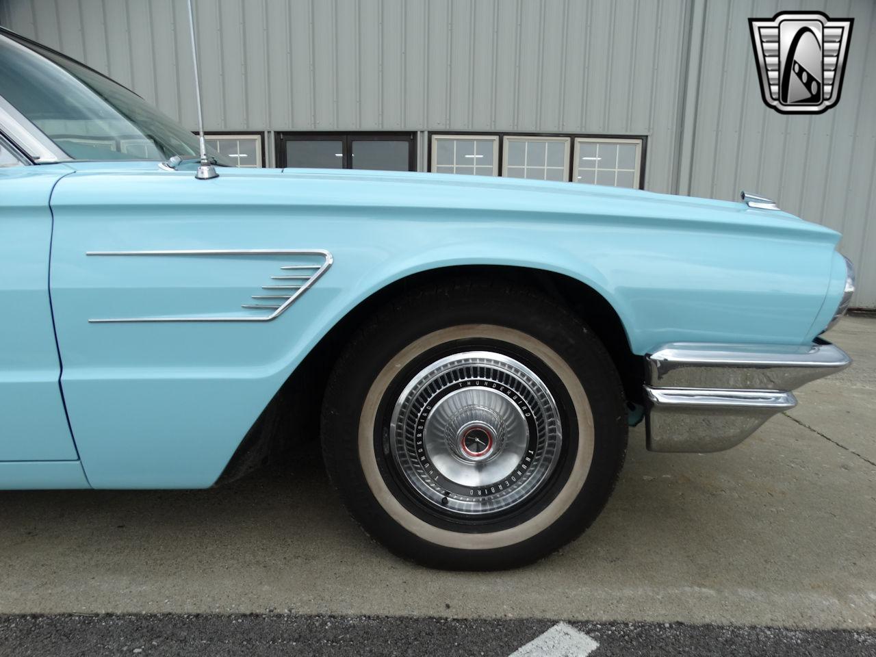 1965 Ford Thunderbird