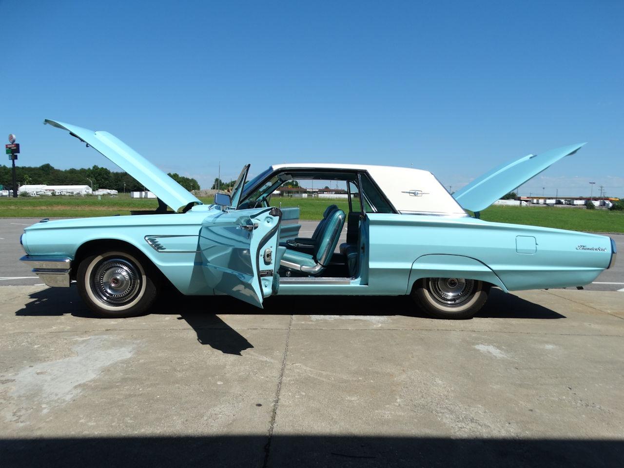 1965 Ford Thunderbird