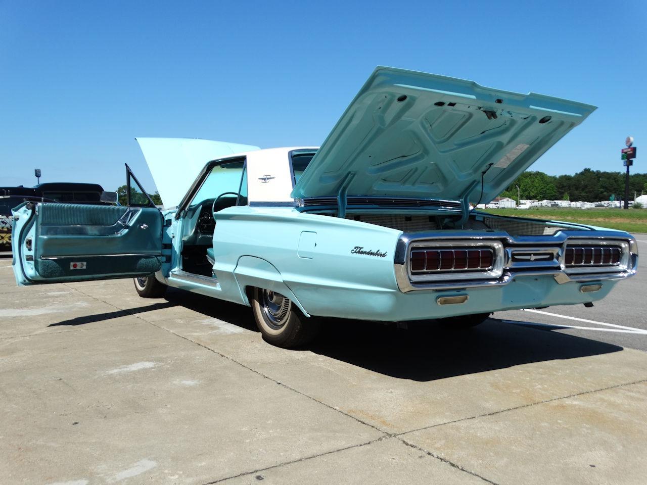 1965 Ford Thunderbird