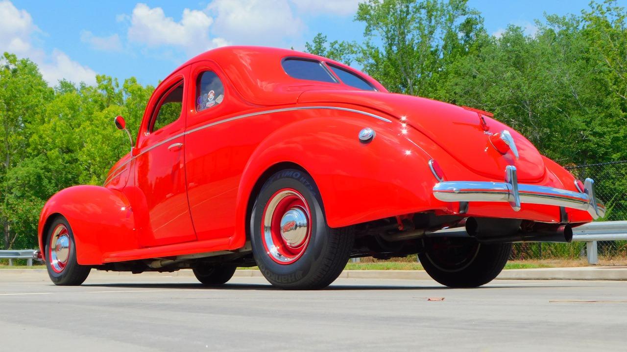 1939 Ford Deluxe