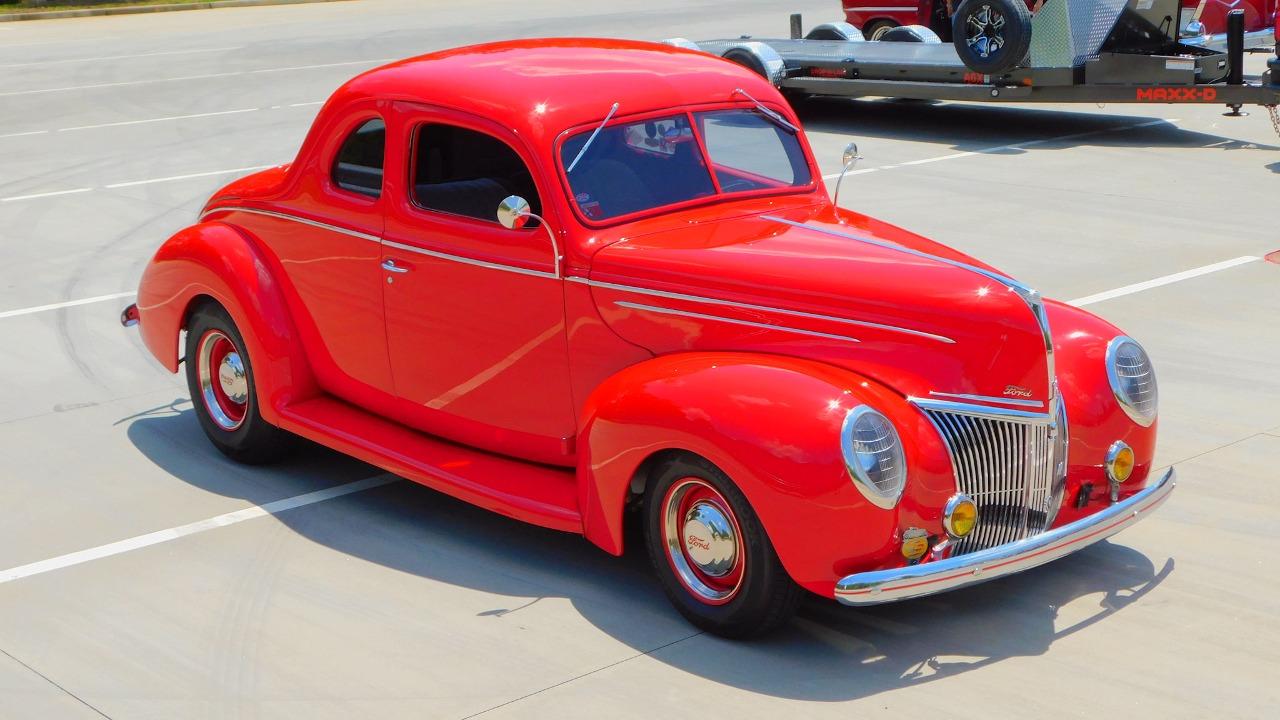 1939 Ford Deluxe