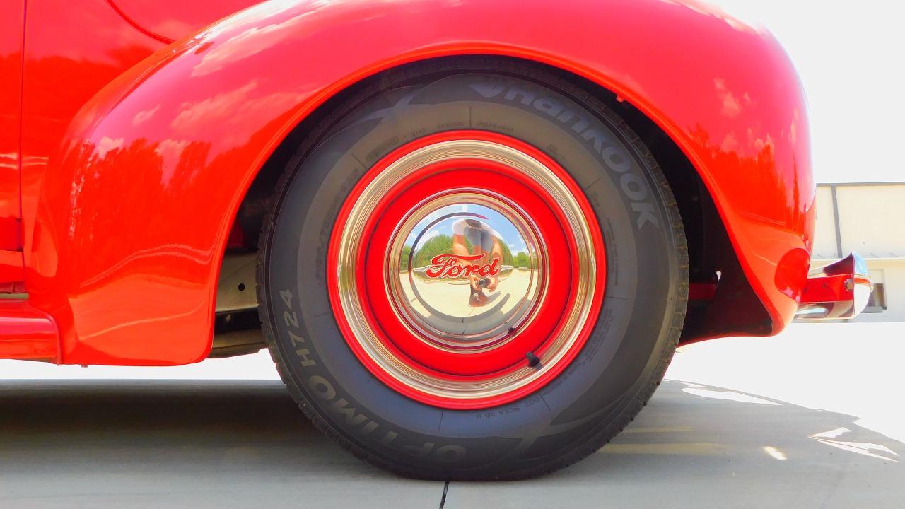 1939 Ford Deluxe