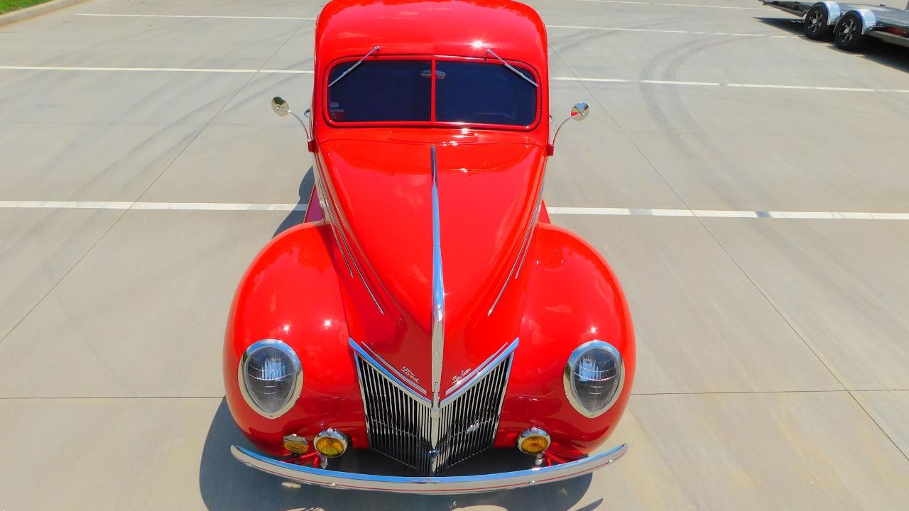 1939 Ford Deluxe