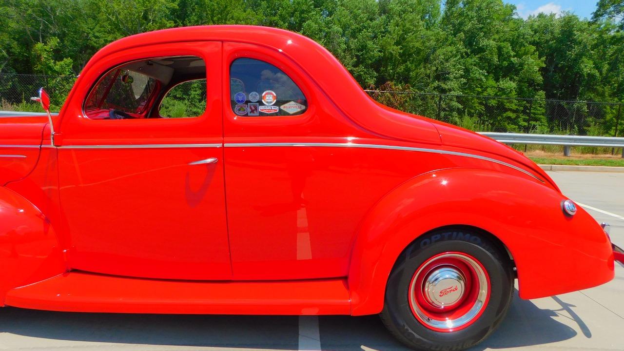 1939 Ford Deluxe