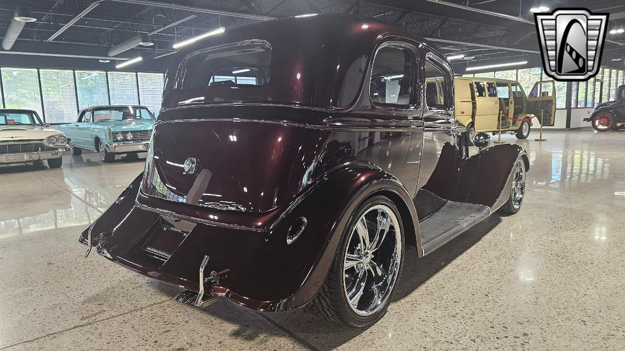 1933 Ford Vicky