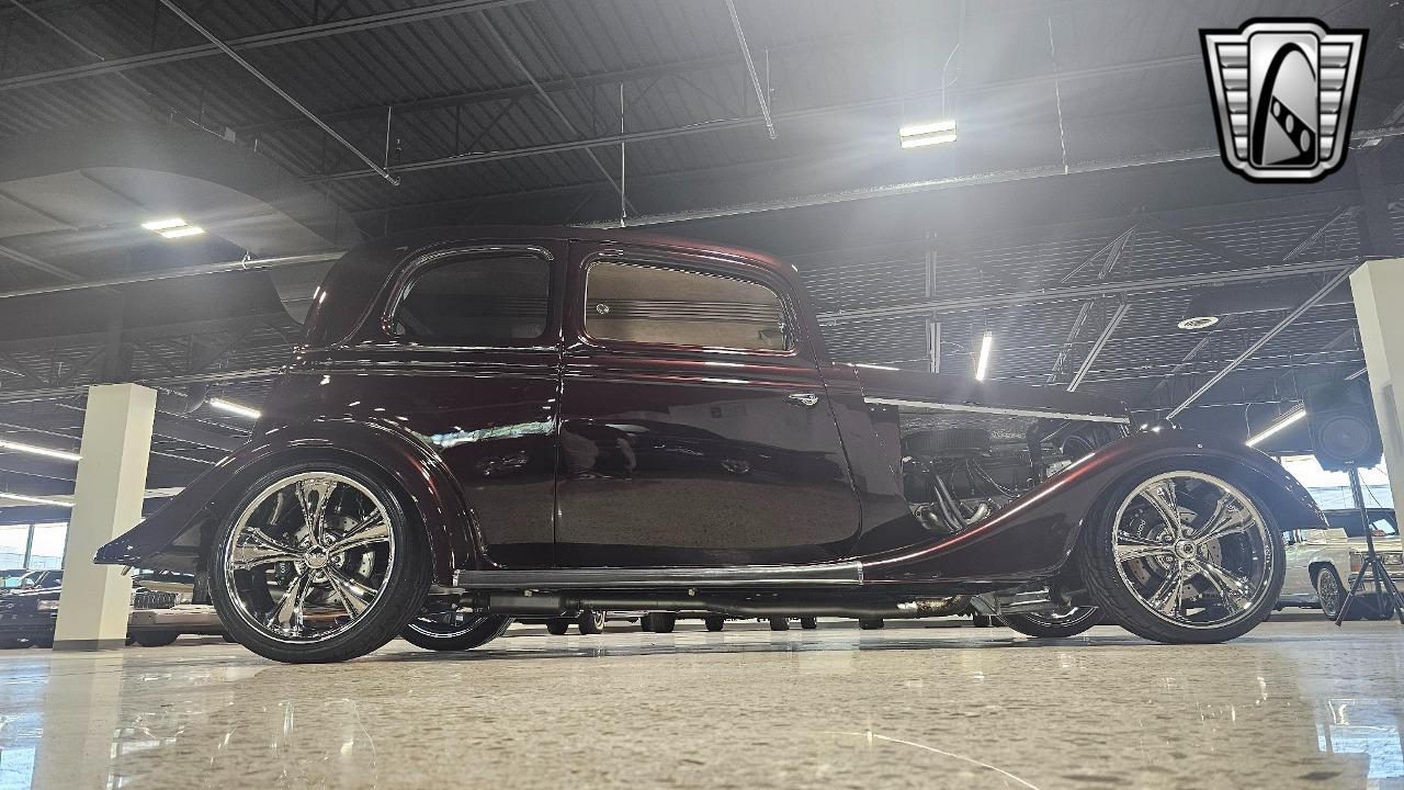 1933 Ford Vicky