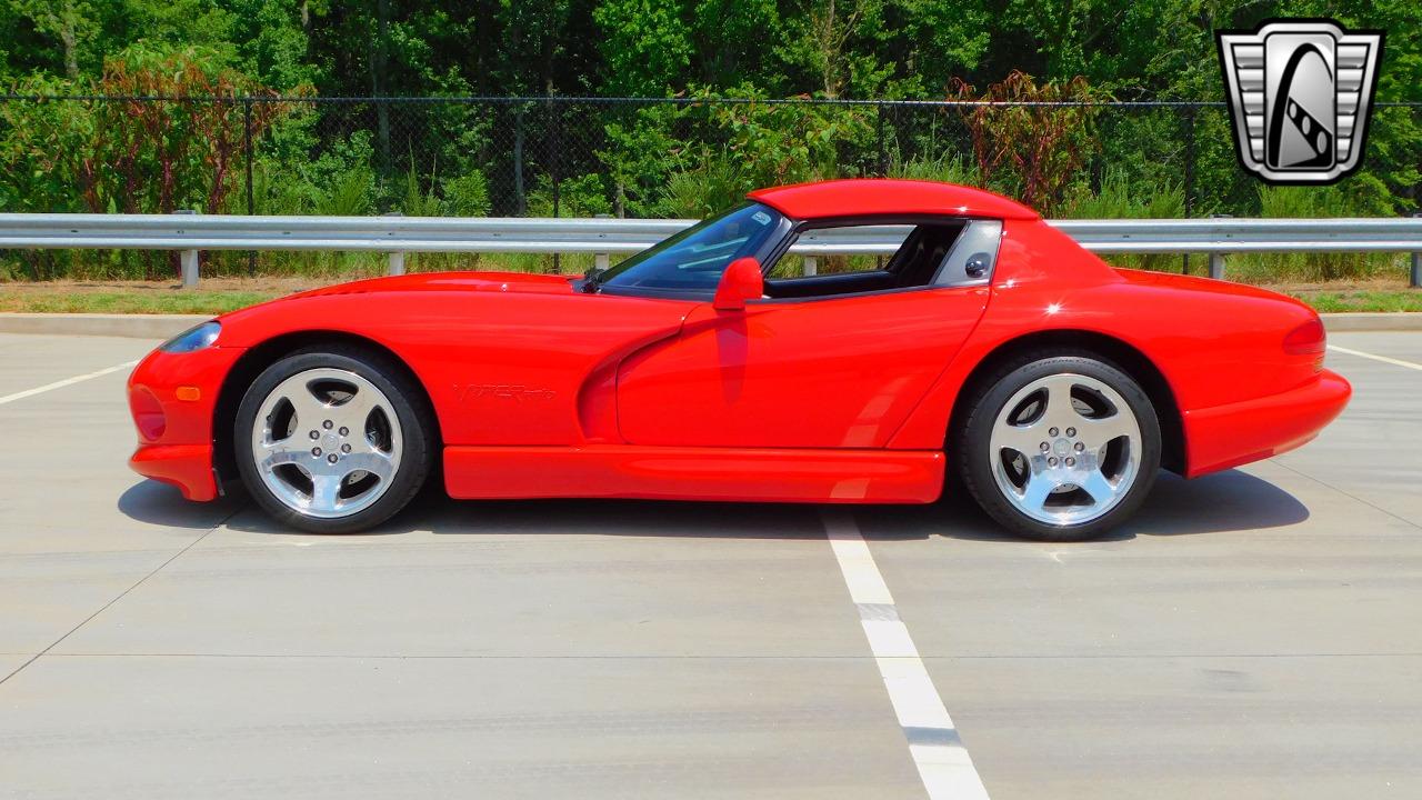 1999 Dodge Viper