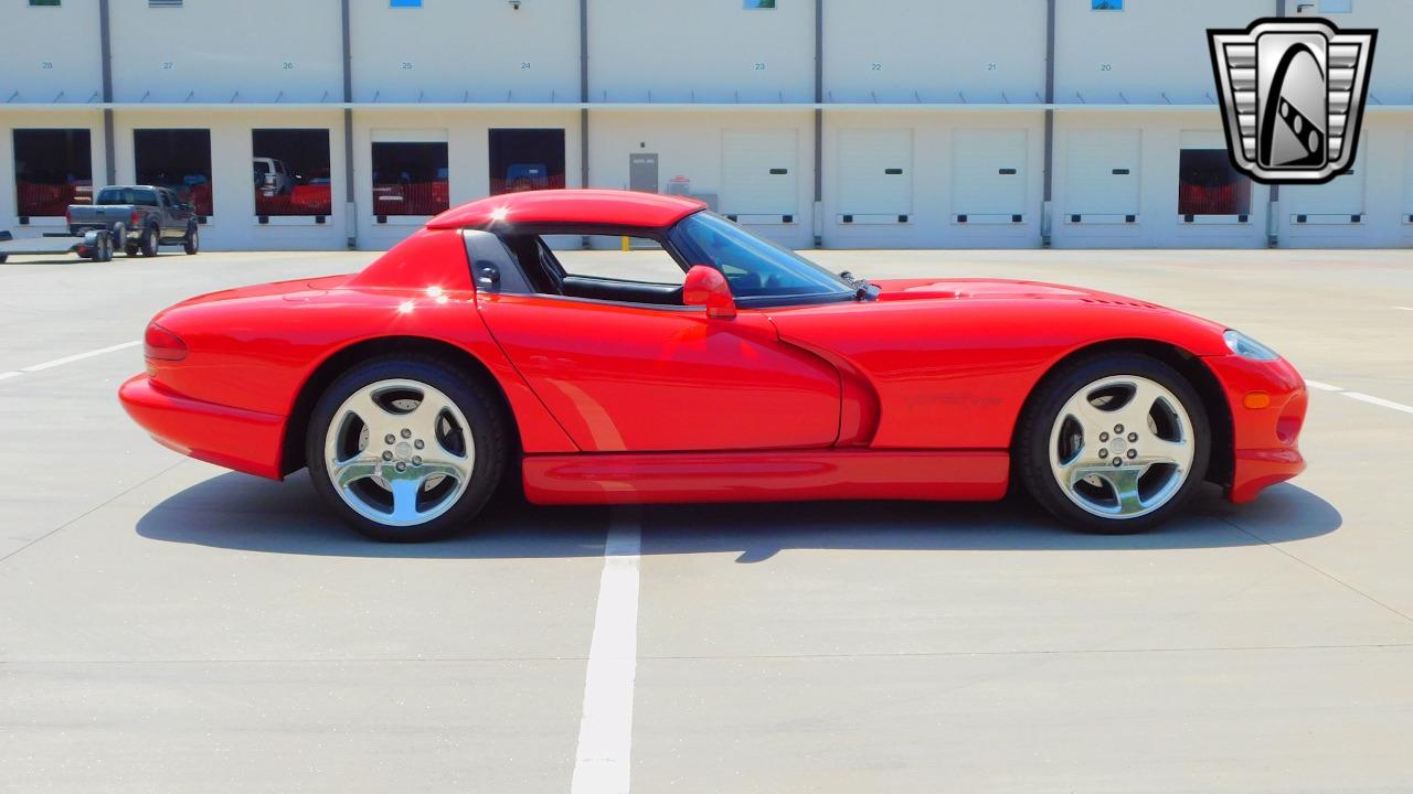 1999 Dodge Viper