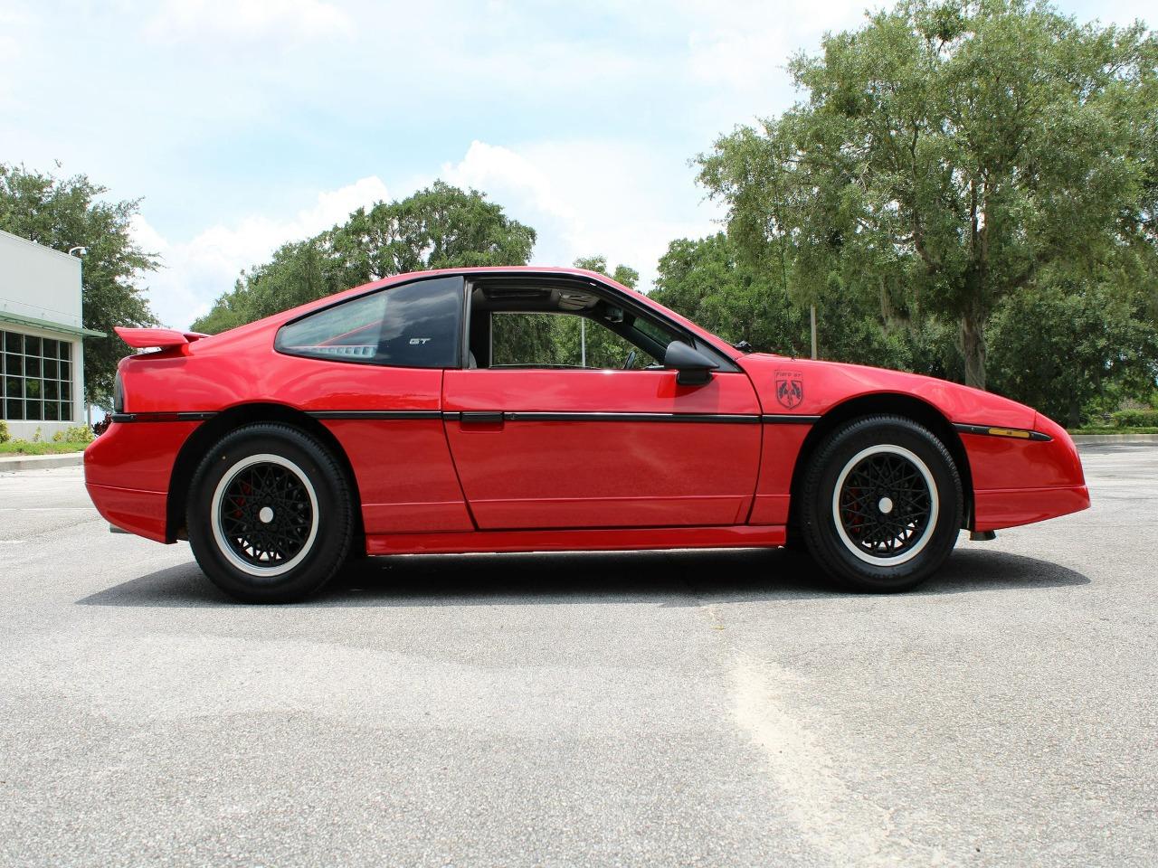 1988 Pontiac Fiero