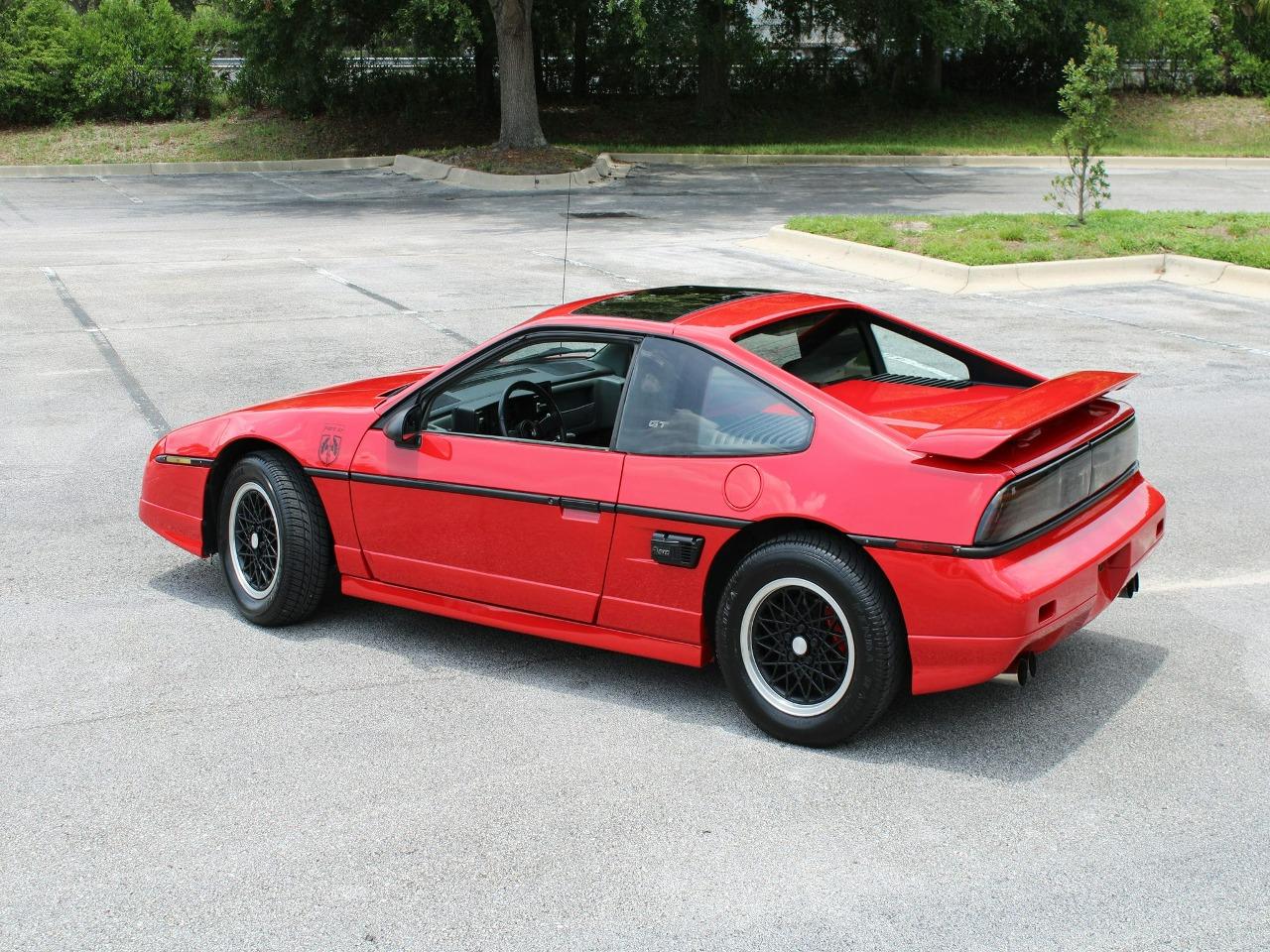 1988 Pontiac Fiero