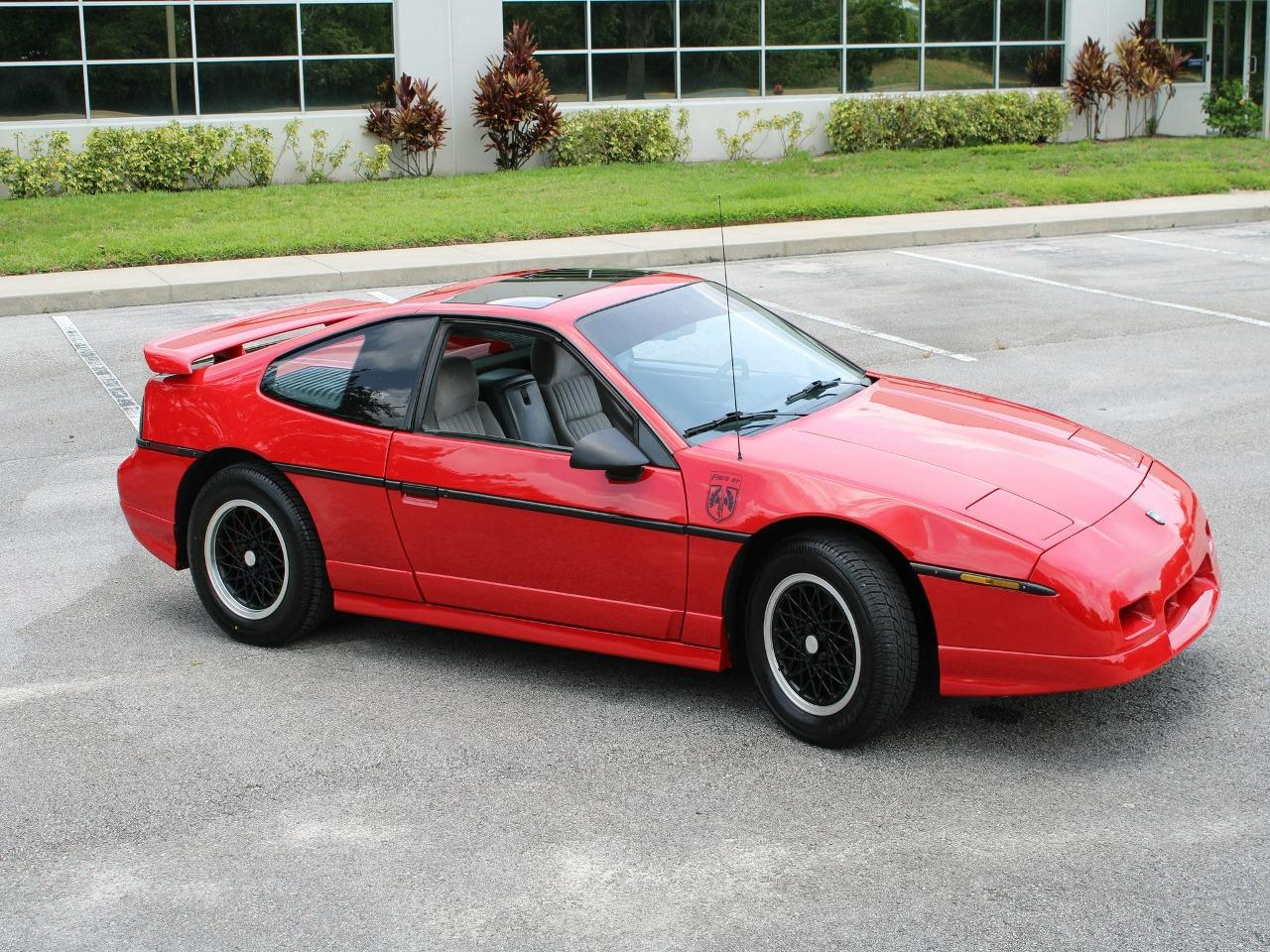 1988 Pontiac Fiero