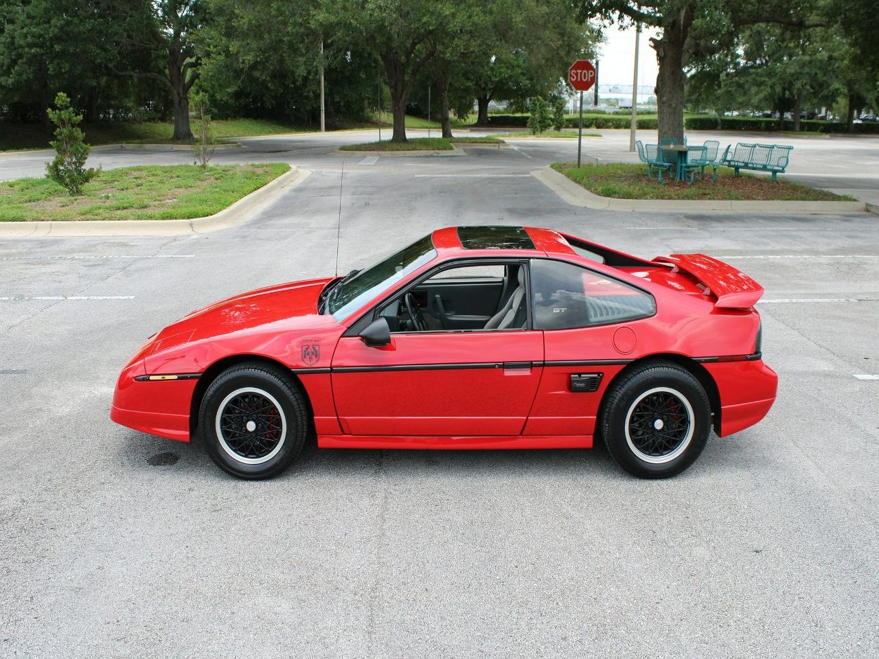 1988 Pontiac Fiero