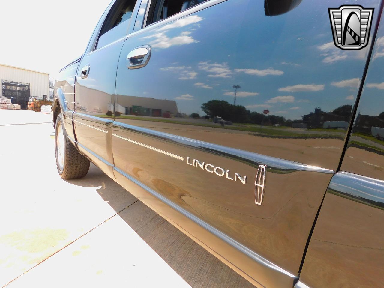 2002 Lincoln Blackwood