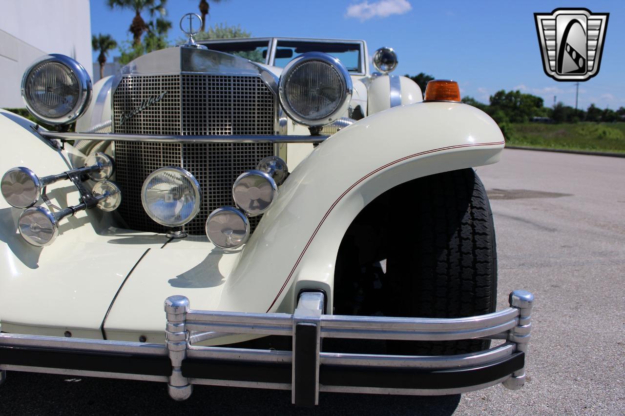 1981 Excalibur Roadster