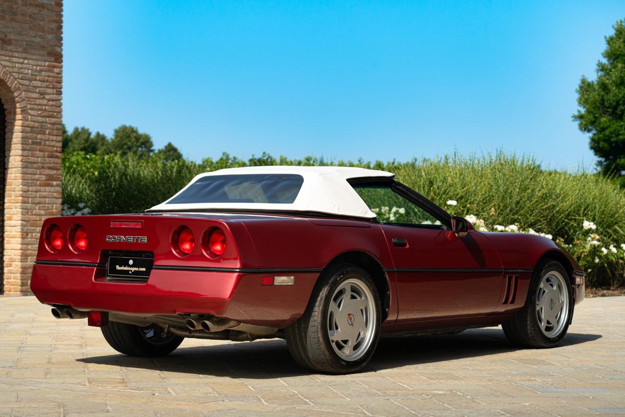 1987 Chevrolet Corvette C4 Convertible