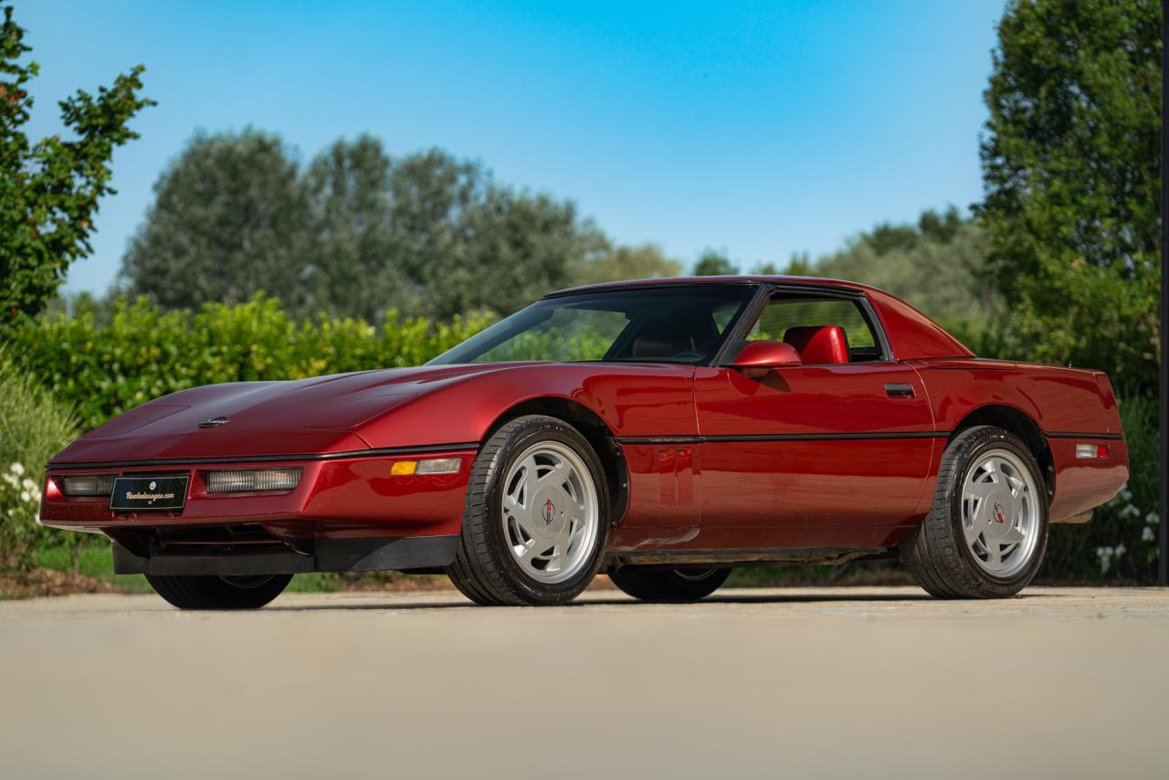 1987 Chevrolet Corvette C4 Convertible