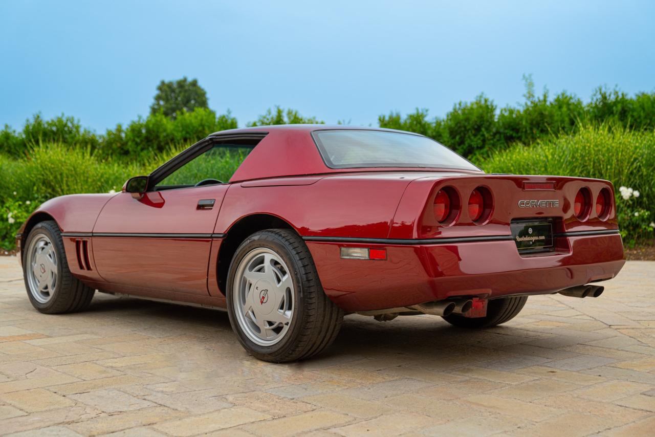 1987 Chevrolet Corvette C4 Convertible